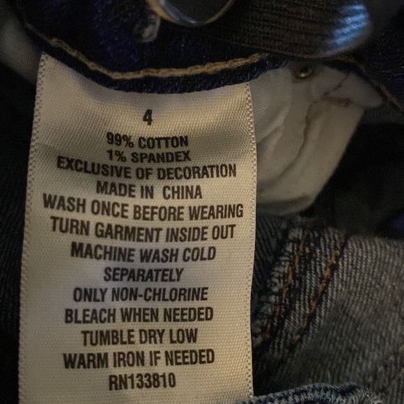 Girls Jean shorts size 4 Toddler - Picture 4 of 4